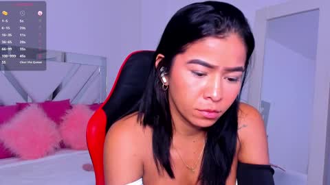 Snapshot of miss_megan__ chatting on 23, 2, 2025 online show from 23, 2, 2025