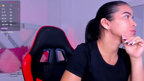 Snapshot of miss_megan__ chatting on 8, 3, 2025 online show from 8, 3, 2025