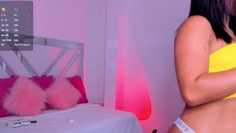 Snapshot of miss_megan__ chatting on 12, 3, 2025 online show from 12, 3, 2025