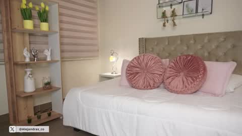 Alejandra online show from 13, 1, 2026