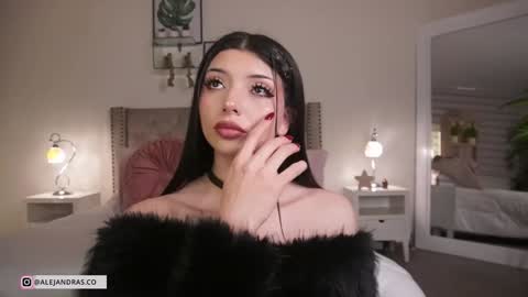 Snapshot of miss_meii chatting on 19, 2, 2026 Alejandra online show from 19, 2, 2026