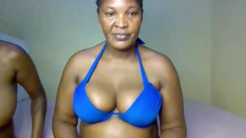 Snapshot of miss_milly1 chatting on 13, 4, 2026 MILLY online show from 13, 4, 2026