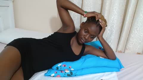 Snapshot of miss_monroee chatting on 21, 4, 2026 monroe online show from 21, 4, 2026