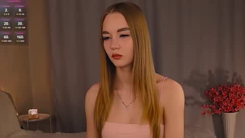 Nicole online show from 10, 10, 2025