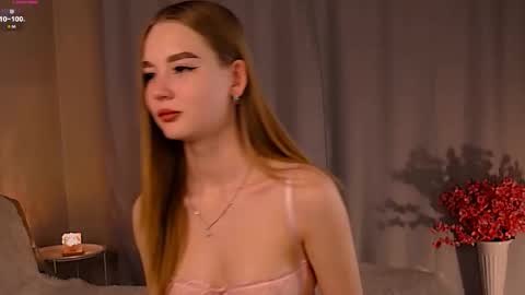 Nicole online show from 30, 10, 2025