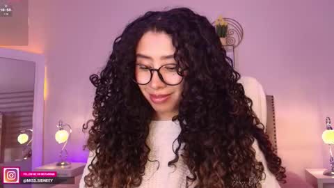 Amy Olivera online show from 28, 11, 2025