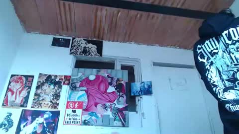 Snapshot of miss_spy chatting on 22, 12, 2025 Kortana 2.0 dont forget thumbs up and follow me on twitter online show from 22, 12, 2025