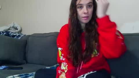 Snapshot of miss_sunshine01 chatting on 19, 12, 2025 Bella online show from 19, 12, 2025