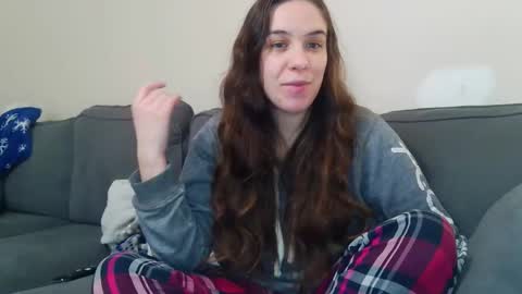 Snapshot of miss_sunshine01 chatting on 9, 4, 2026 Bella online show from 9, 4, 2026