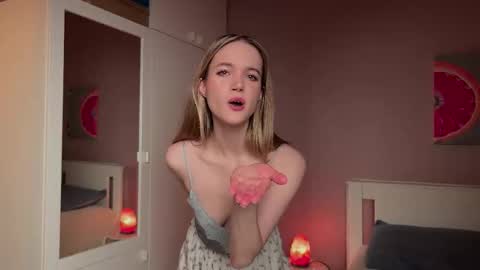 Emily online show from 16, 12, 2025