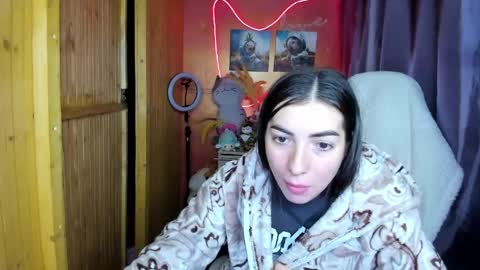 Snapshot of miss_tasy chatting on 17, 4, 2026 Melanie January 15th is my birthday there will be an interesting show online show from 17, 4, 2026