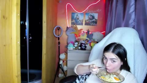 Snapshot of miss_tasy chatting on 27, 4, 2026 Melanie January 15th is my birthday there will be an interesting show online show from 27, 4, 2026