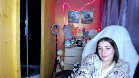 Snapshot of miss_tasy chatting on 29, 4, 2026 Melanie January 15th is my birthday there will be an interesting show online show from 29, 4, 2026