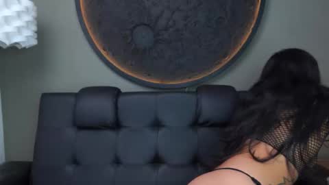 Vaiolette online show from 7, 10, 2025