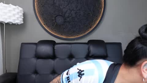 Vaiolette online show from 9, 4, 2026