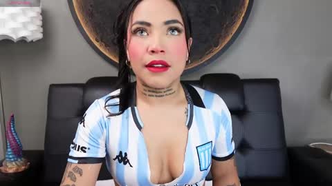 Snapshot of miss_vaiolette chatting on 30, 5, 2026 Vaiolette online show from 30, 5, 2026