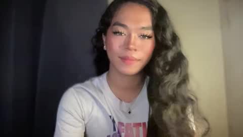 miss_veron_xoxo online show from 5, 2, 2026