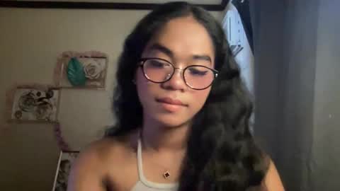miss_veron_xoxo online show from 2, 3, 2026
