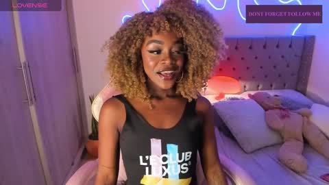 Snapshot of miss_west chatting on 1, 3, 2025 Tay Tay Independent Model online show from 1, 3, 2025