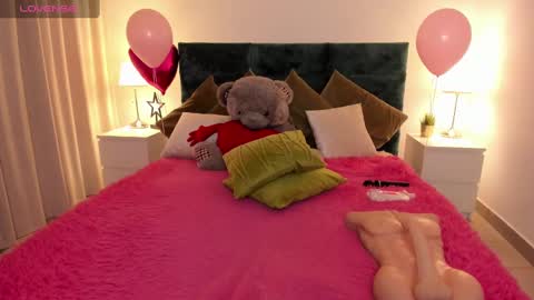 Angelina online show from 11, 3, 2025