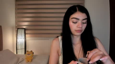 Snapshot of missariadnaa chatting on 13, 4, 2026 Ariadna Ruiz online show from 13, 4, 2026