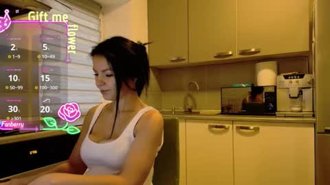 Snapshot of missbya chatting on 15, 10, 2025 missbya online show from 15, 10, 2025