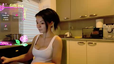 Snapshot of missbya chatting on 20, 10, 2025 missbya online show from 20, 10, 2025