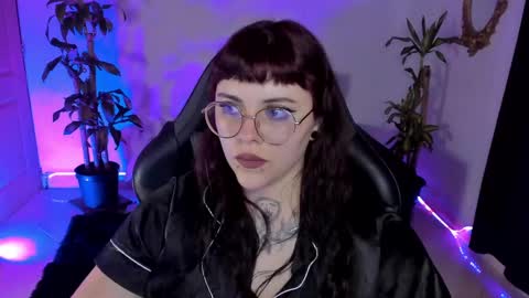 Snapshot of misscharlottte_18 chatting on 5, 3, 2025 Missy Charlottte. Hey remember to give me a thumbs up ty online show from 5, 3, 2025