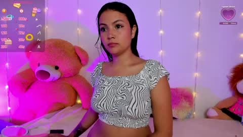 Snapshot of misschelsea01 chatting on 9, 4, 2026 Chelsea online show from 9, 4, 2026