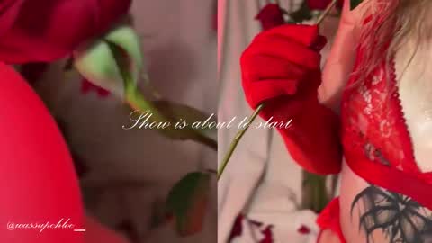 Chloe freelance model Please your thumbs up are important  online show from 12, 3, 2025