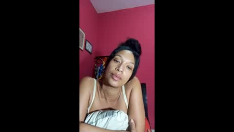 Snapshot of misscruzxz chatting on 6, 6, 2026 Donna di Diamanti online show from 6, 6, 2026