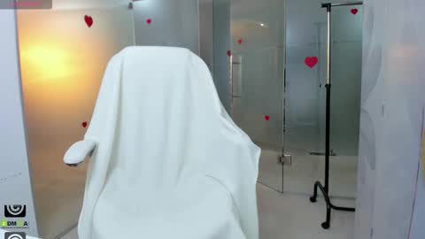 Miss Domina online show from 14, 1, 2026