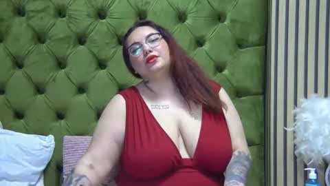 Snapshot of misselisabeth chatting on 31, 3, 2026 MissElisabeth online show from 31, 3, 2026