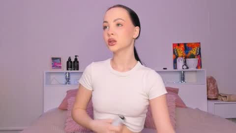 Hello dear my name Elisa online show from 2, 3, 2026