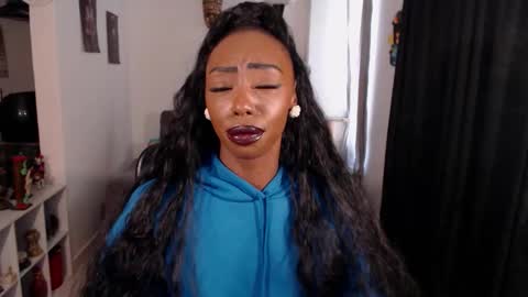 Snapshot of missemilie1 chatting on 10, 3, 2026 Emilie Diaz online show from 10, 3, 2026