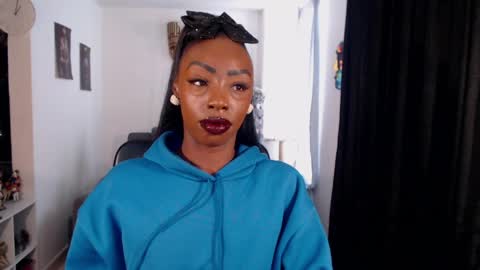 Snapshot of missemilie1 chatting on 30, 3, 2026 Emilie Diaz online show from 30, 3, 2026