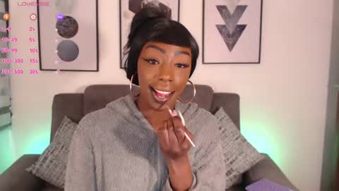 Snapshot of missemilie1 chatting on 24, 7, 2026 Emilie Diaz online show from 24, 7, 2026