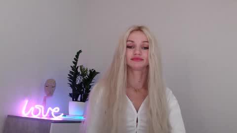 EMMA online show from 12, 12, 2024