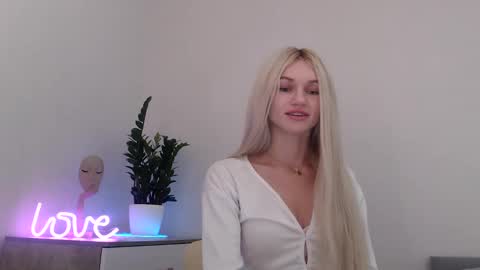 EMMA online show from 30, 12, 2024