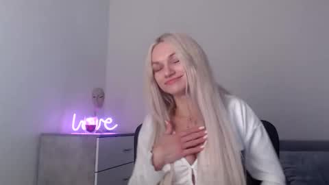 EMMA online show from 9, 9, 2025