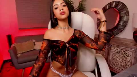 Amelia Leon online show from 19, 11, 2025