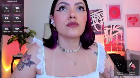 Annie online show from 19, 1, 2025