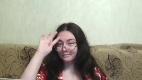 missis mona online show from 5, 4, 2026