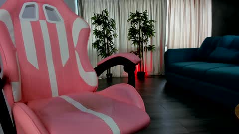 Snapshot of misskiarra chatting on 11, 1, 2025 misskiarra online show from 11, 1, 2025