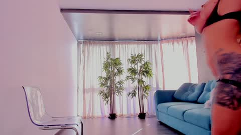 Snapshot of misskiarra chatting on 18, 1, 2025 misskiarra online show from 18, 1, 2025