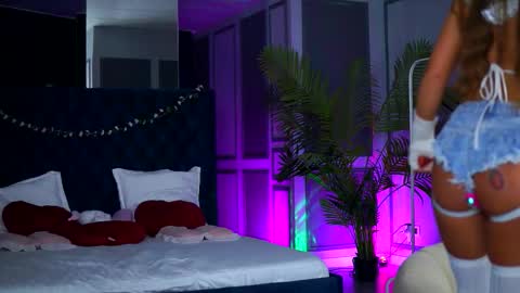 misskiarra online show from 7, 2, 2026