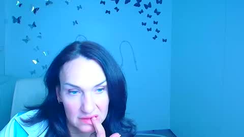 Snapshot of misskristyyy chatting on 5, 4, 2026 Christina online show from 5, 4, 2026