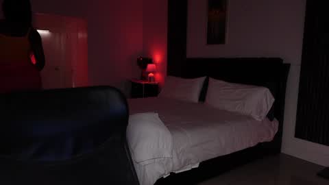 Snapshot of missksavage chatting on 25, 3, 2026 Miss K online show from 25, 3, 2026