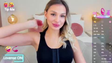 Snapshot of misslou_ chatting on 19, 1, 2026 Lou online show from 19, 1, 2026