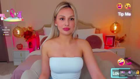 Snapshot of misslou_ chatting on 13, 5, 2026 Lou online show from 13, 5, 2026